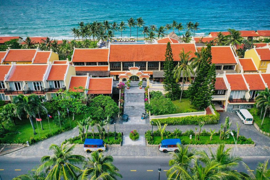 combo Victoria Hotels & Resorts
