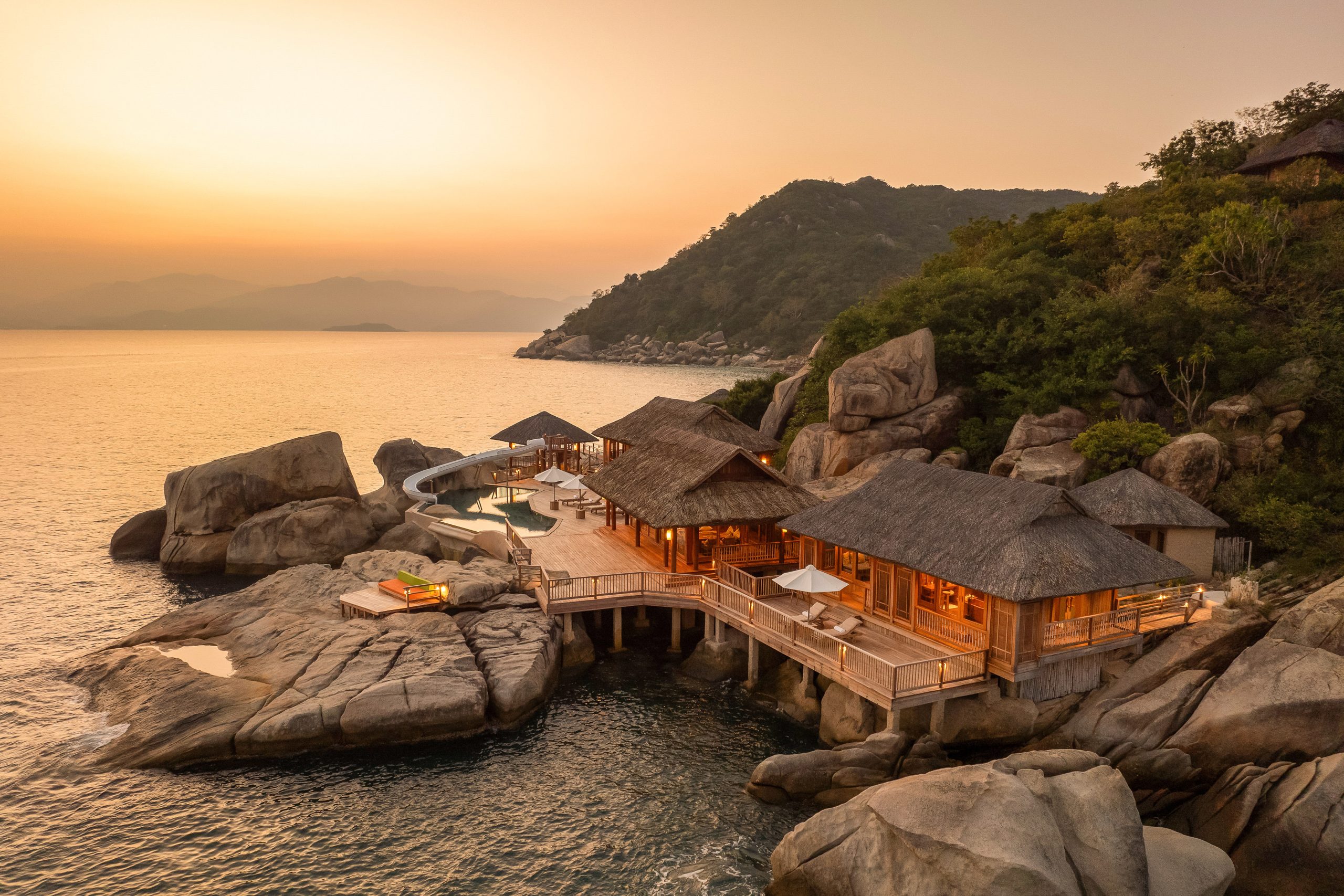 Six Sences Ninh Van Bay-The_Rock_Retreat_Aerial